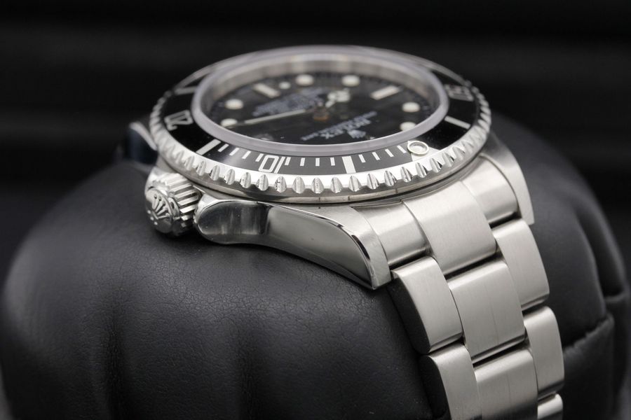 Rolex Sea-Dweller 16600